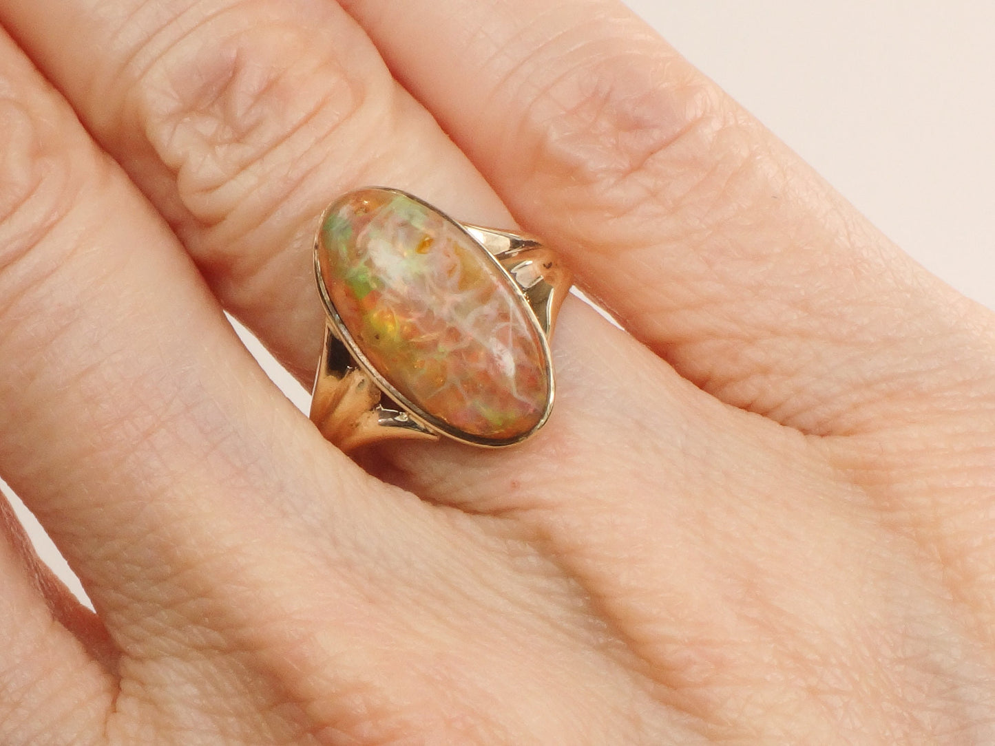 Vintage 10k Yellow Gold Natural Multi-Colored Opal Ring Size 5