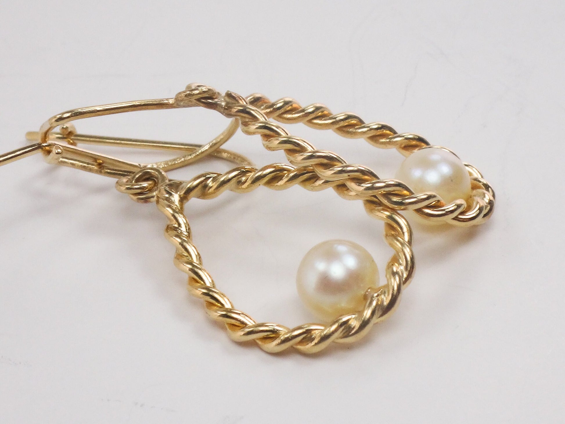 Vintage 14k Yellow Solid Gold Cultured Pearl Dangle Earrings, Bridal Teardrop Shaped Earrings