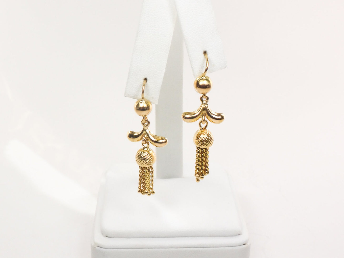 Vintage 18k Yellow Gold Tassel Dangle Earrings Fringe Earrings with Latch Backs