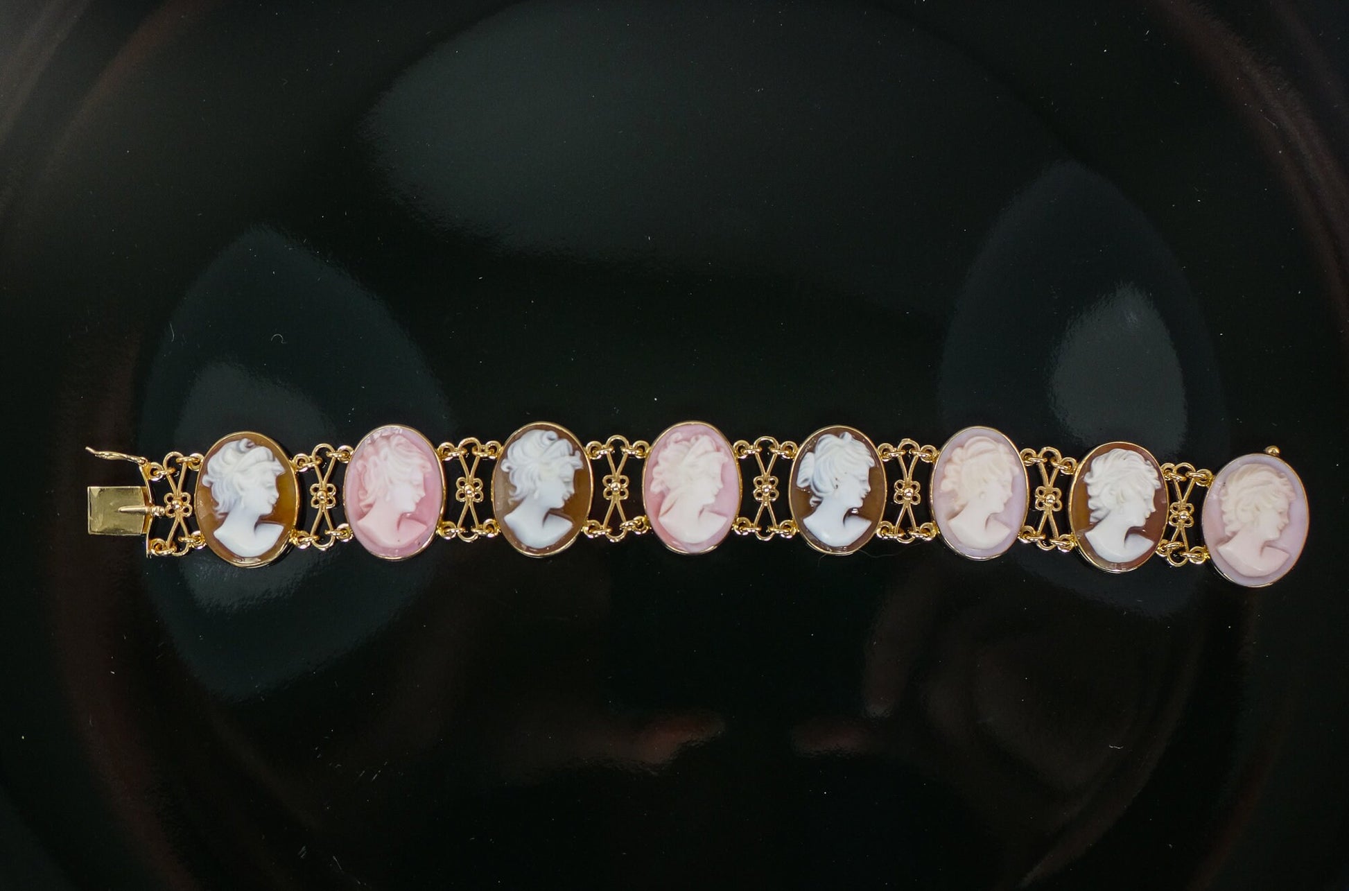 Vintage 14k Gold Pink and Brown Cameo Bracelet 7"