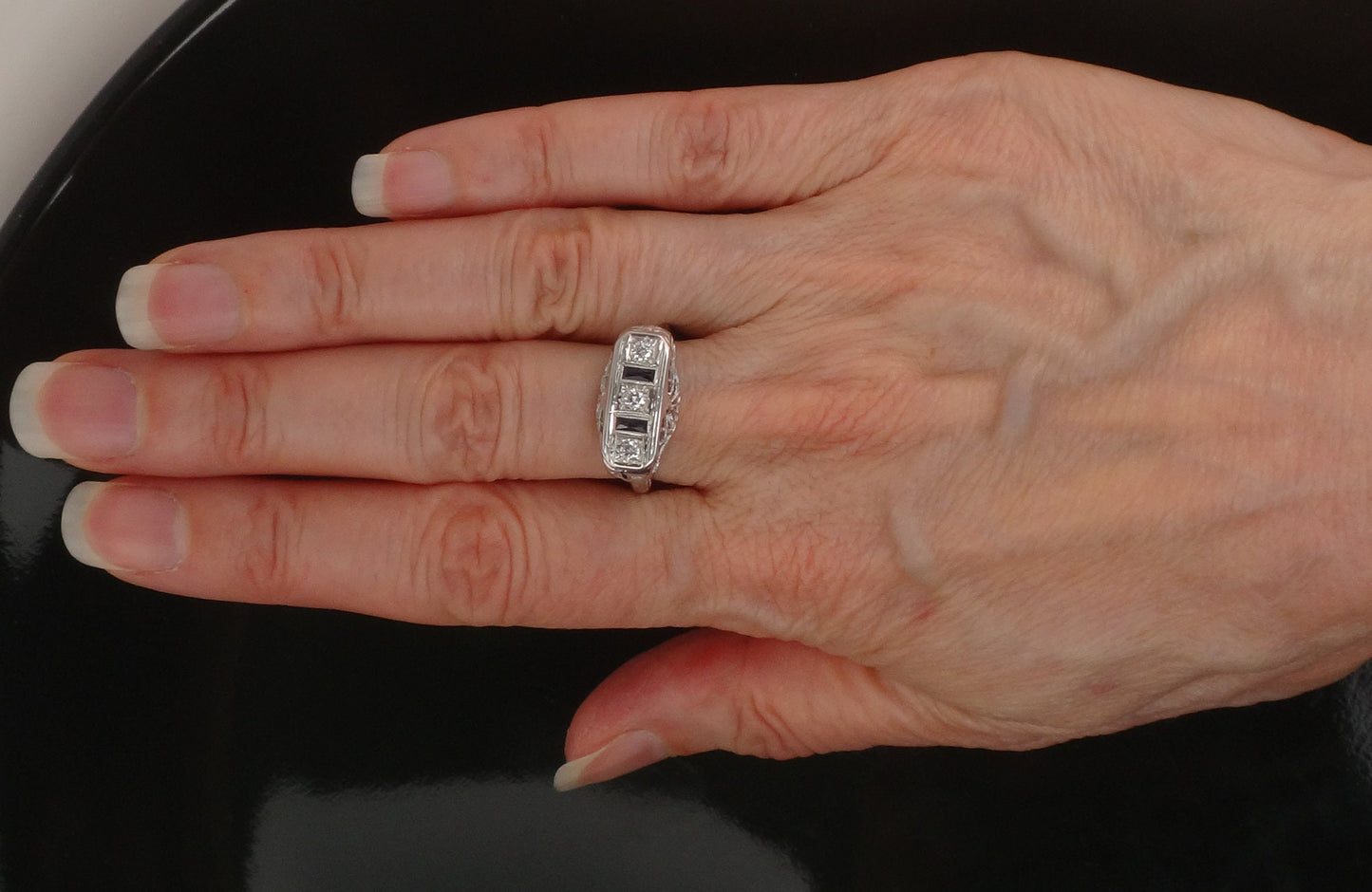 Vintage 18k White Gold Sapphire and Natural Diamond Filigree Ring 1930 Art Deco Ring Three Stone Ring Size 6