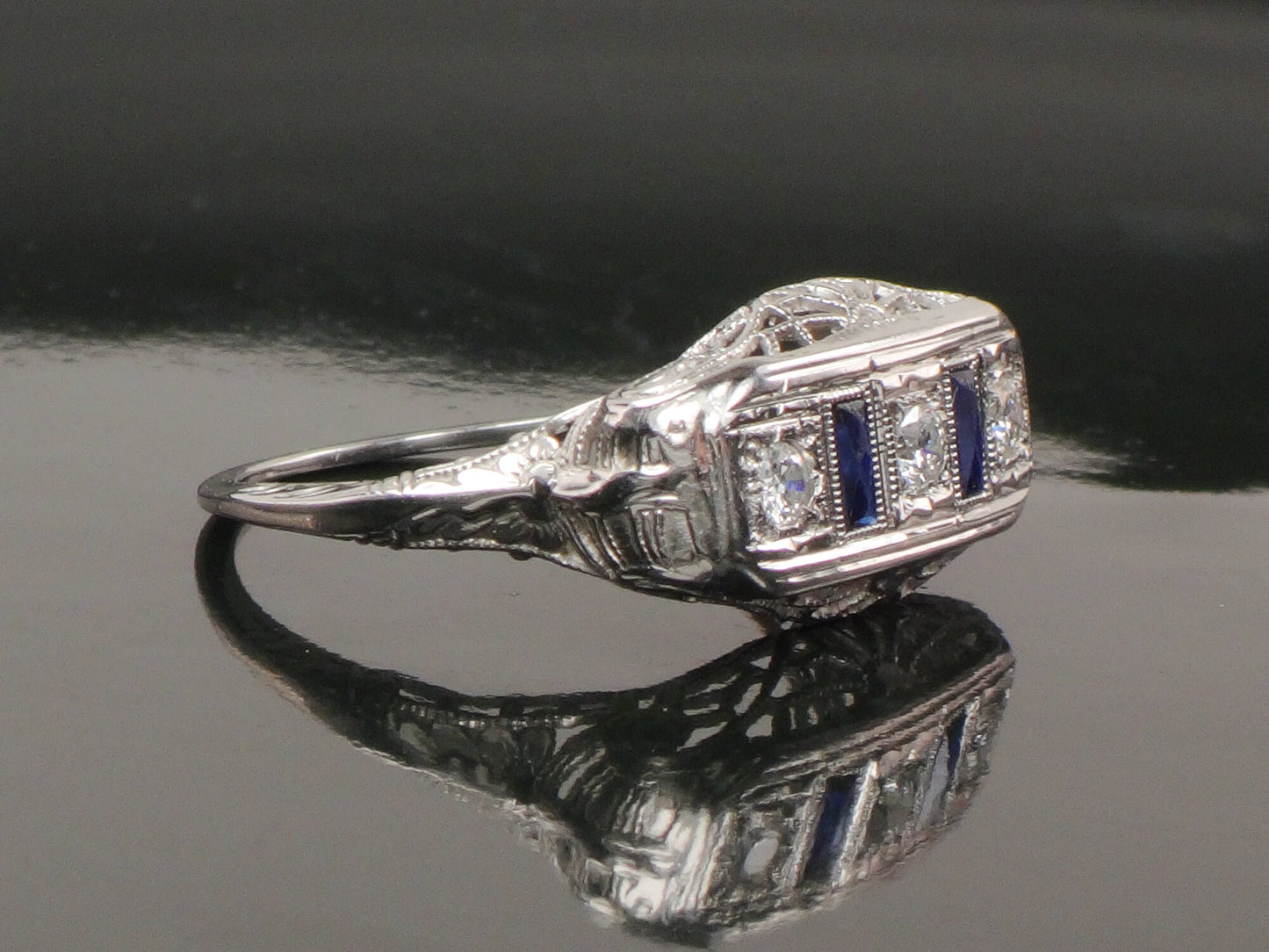 Vintage 18k White Gold Sapphire and Natural Diamond Filigree Ring 1930 Art Deco Ring Three Stone Ring Size 6