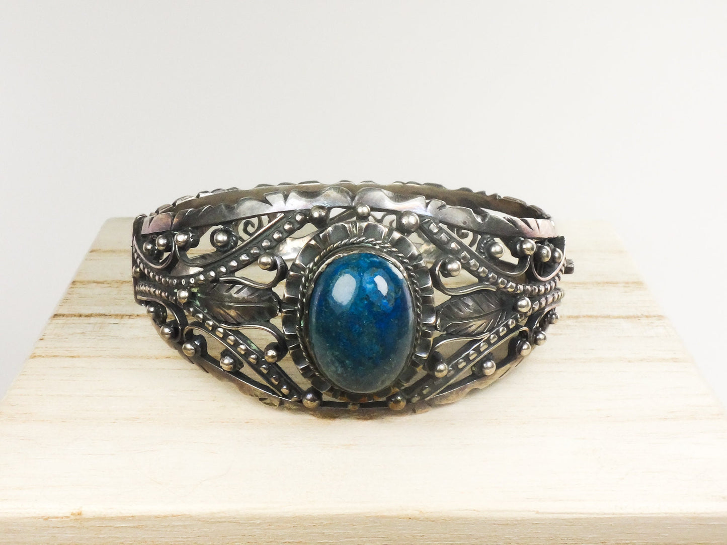 Vintage Silver Floral Bracelet 800 Silver Blue Sodalite Stone Hinged Bracelet with Scroll and Bead Design