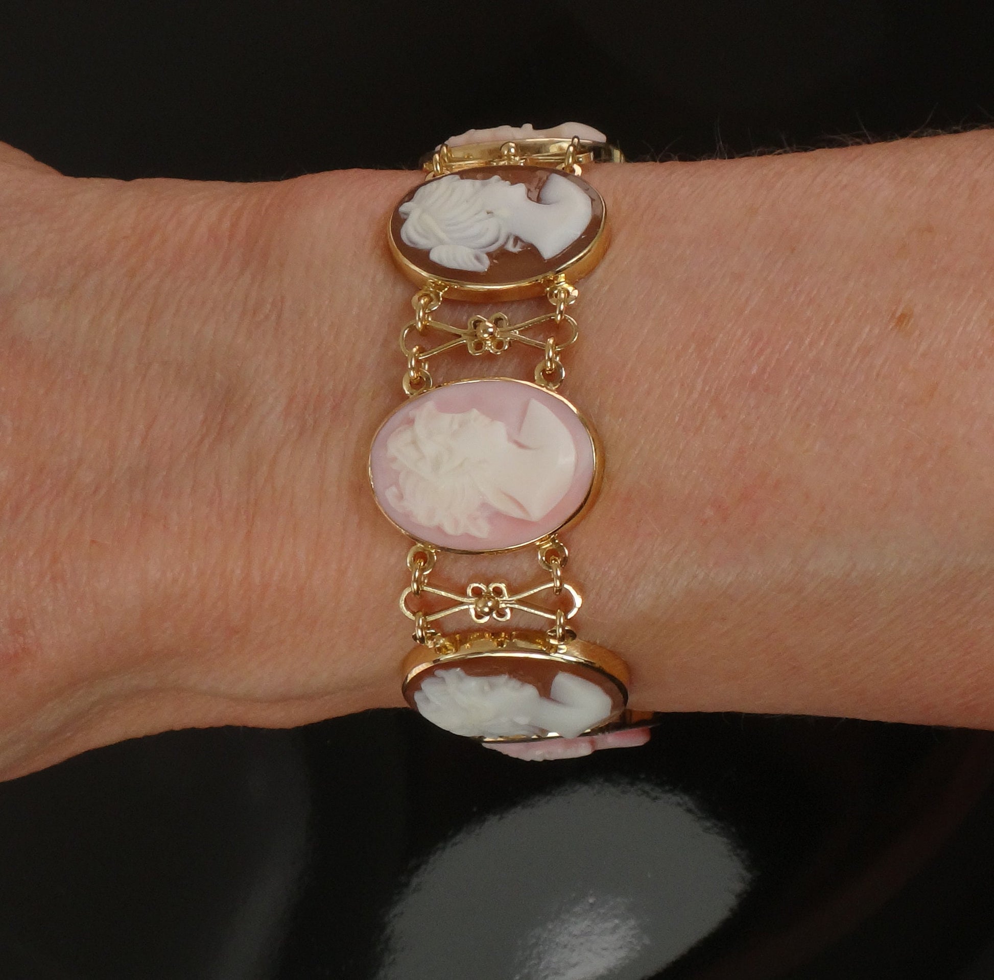 Vintage 14k Gold Pink and Brown Cameo Bracelet 7"