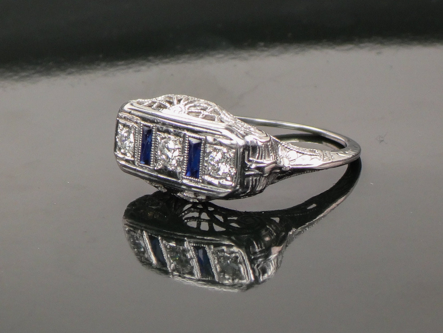 Vintage 18k White Gold Sapphire and Natural Diamond Filigree Ring 1930 Art Deco Ring Three Stone Ring Size 6