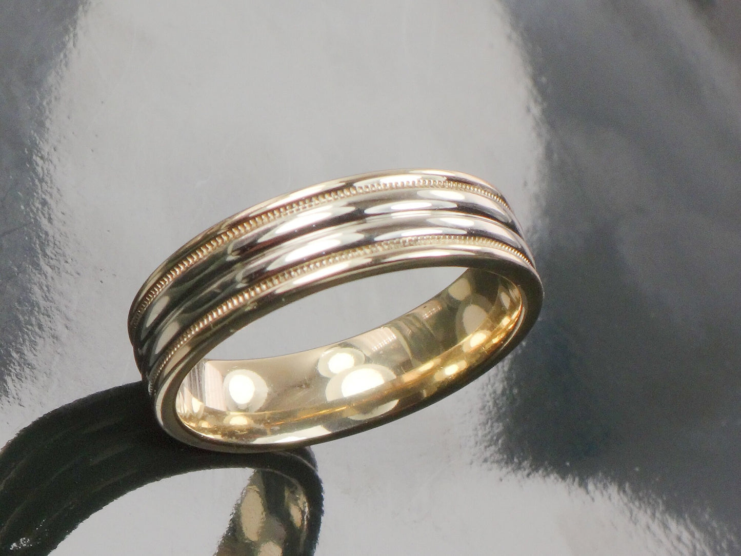 Vintage 14k Two Tone Gold Ribbed Wedding Band, Unisex or Men's Wedding Ring, Size 9.75