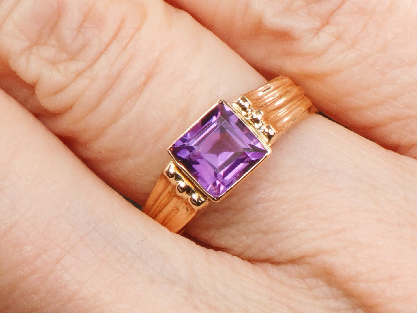 Vintage 18k Yellow Gold Natural Amethyst Ring Purple February Birthstone Ring Size 5