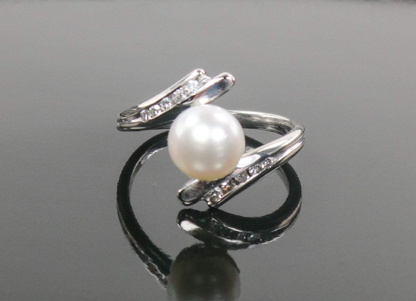 Vintage F & F Felger 14k White Gold Pearl Diamond Ring - Size 5.25