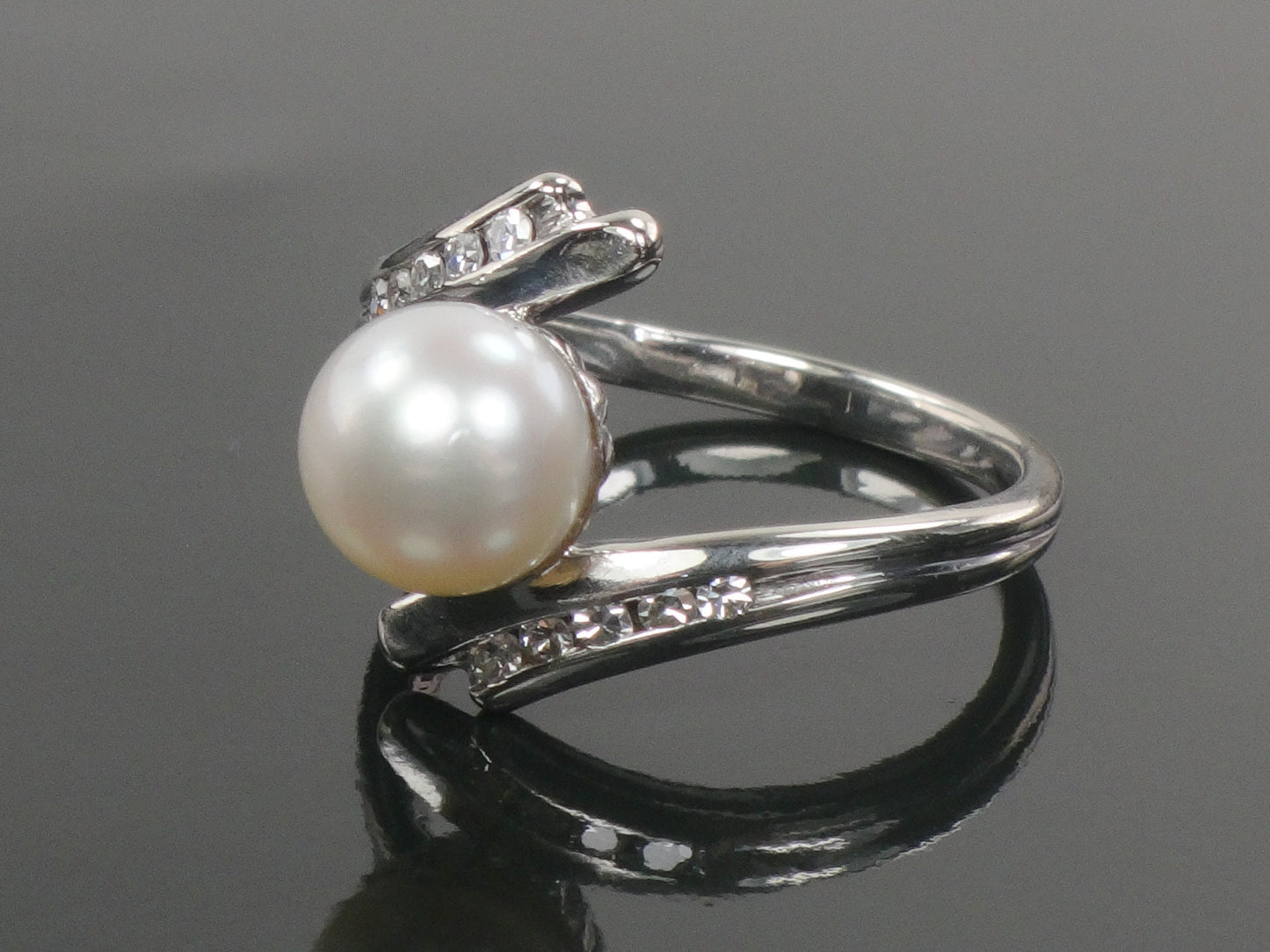 Vintage F & F Felger 14k White Gold Cultured Pearl and Diamond Ring Bridal Ring Size 5.25