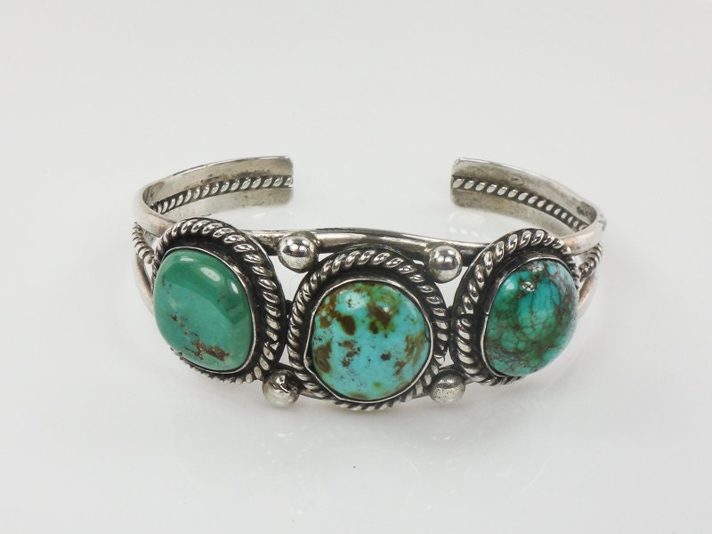 Vintage Sterling Silver Navajo Turquoise Three Stone Cuff Bracelet Native American Artist Signed