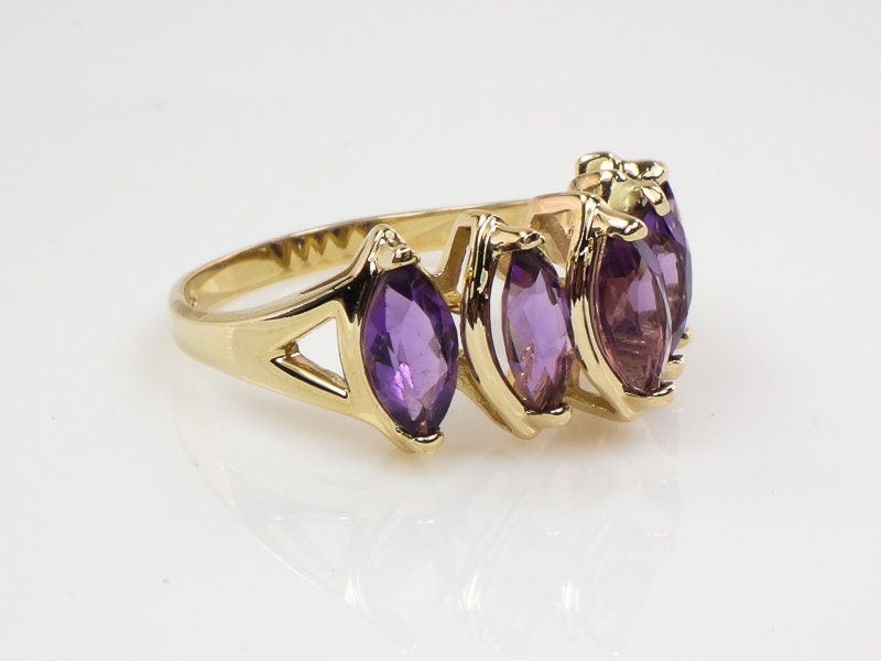 10k Yellow Gold Marquise Natural Amethyst Ring, Vintage Purple February Birthstone Ring, Size 9
