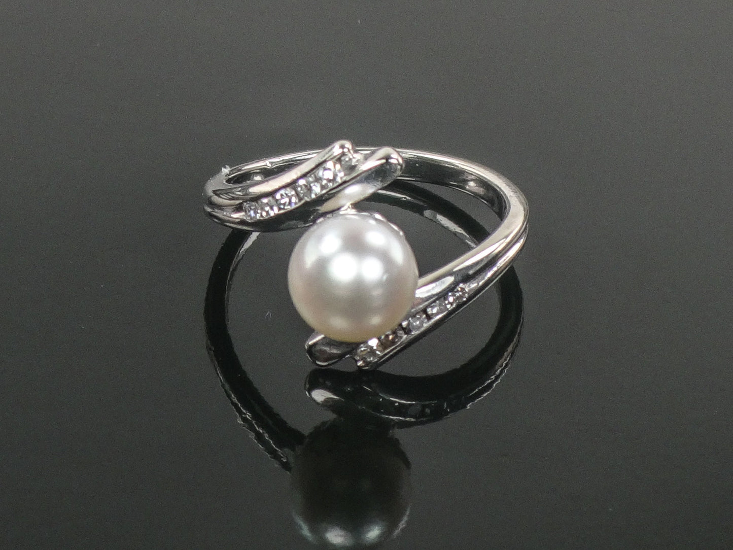 Vintage F & F Felger 14k White Gold Cultured Pearl and Diamond Ring Bridal Ring Size 5.25