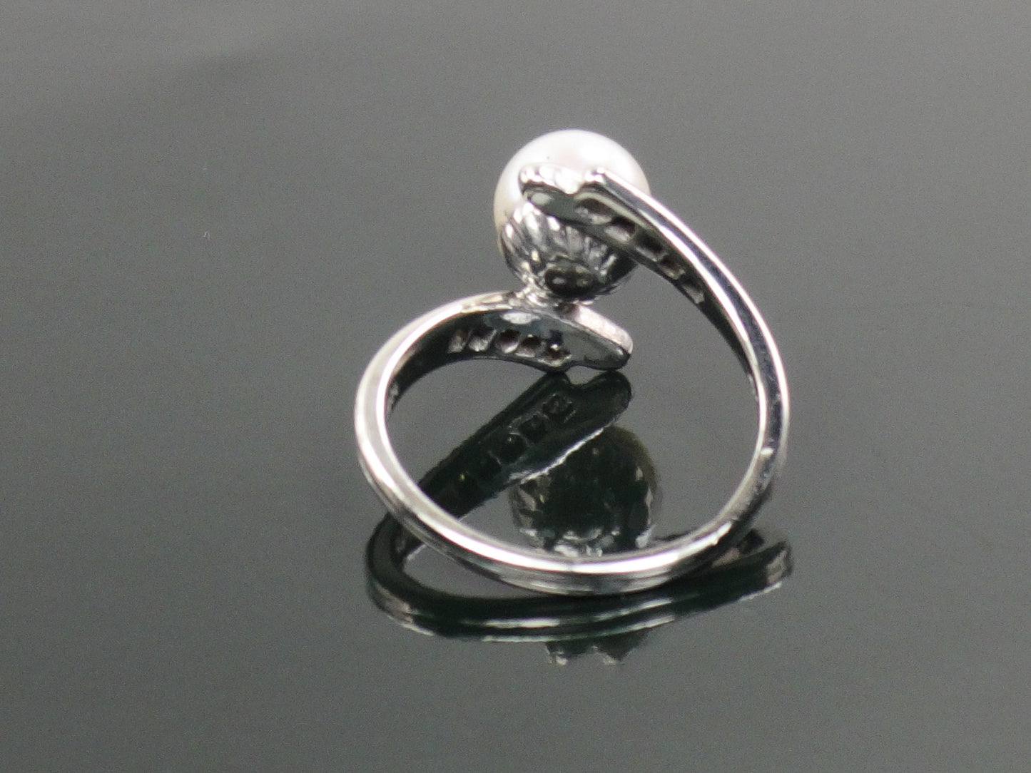 Vintage F & F Felger 14k White Gold Cultured Pearl and Diamond Ring Bridal Ring Size 5.25