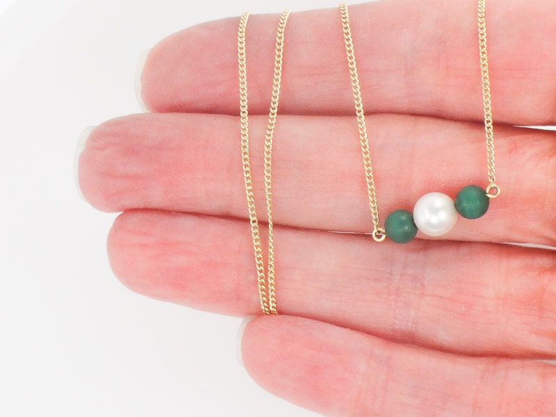 Vintage Mikimoto 14k Gold 6 MM Japanese Cultured Pearl and Malachite Choker Necklace 14.5"