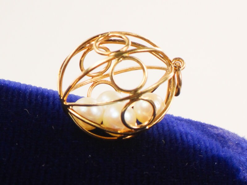 Vintage 18k Yellow Gold Cultured Pearl Ball Cage Pendant Charm