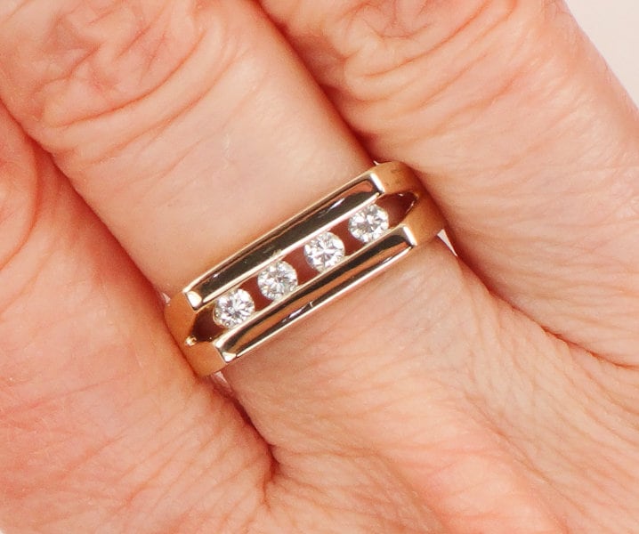 Vintage 14k Yellow Gold Natural Diamond Ring .20 CT TDW Size 5 3/4