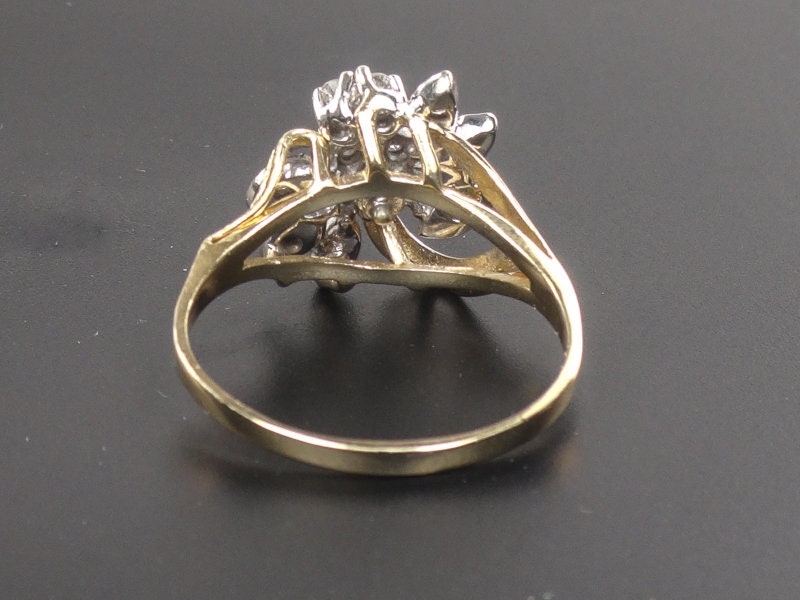Vintage 14k Two Tone Gold Diamond Cluster Everyday Ring Size 8.25