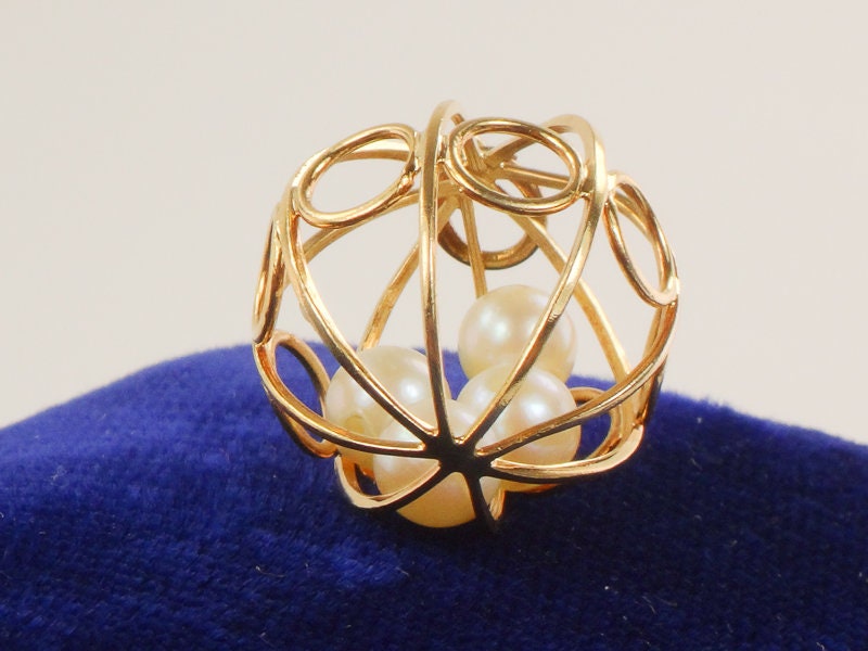 Vintage 18k Yellow Gold Cultured Pearl Ball Cage Pendant Charm