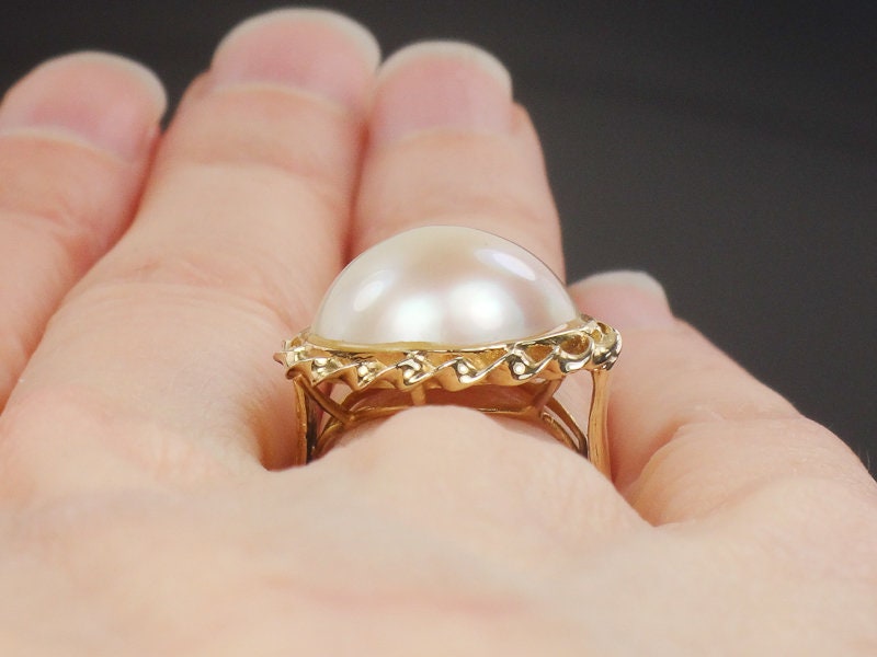 Vintage 14k Yellow Gold Mabe Pearl Ring Bridal Jewelry Size 4.75