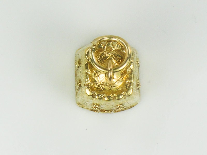 Vintage 18k Yellow Gold Castle Tower Charm, 3D Italy Travel Pendant