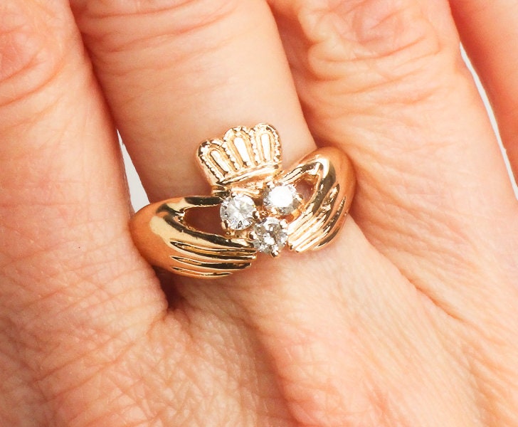 Vintage 14k Gold Natural Diamond Claddagh Ring Irish Claddagh Wedding Band Size 7