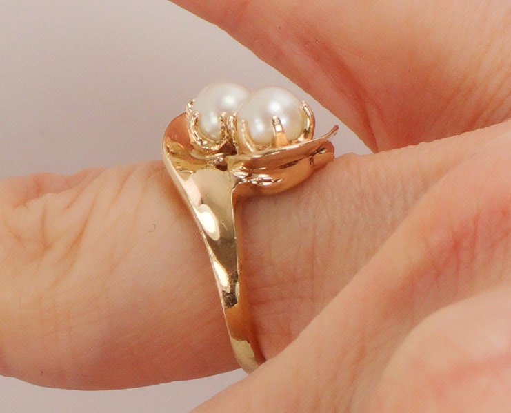 Vintage 14k Yellow Gold Pearl Toi et Moi Ring - Baden and Foss, Size 4.25
