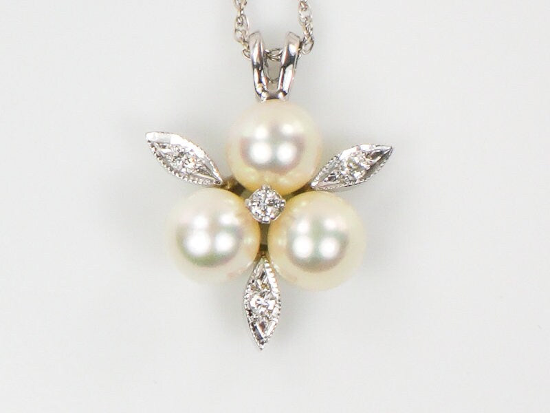 Vintage 14k White Gold Three Cultured Pearl and Diamond Pendant Necklace Trefoil Bride Necklace 16"