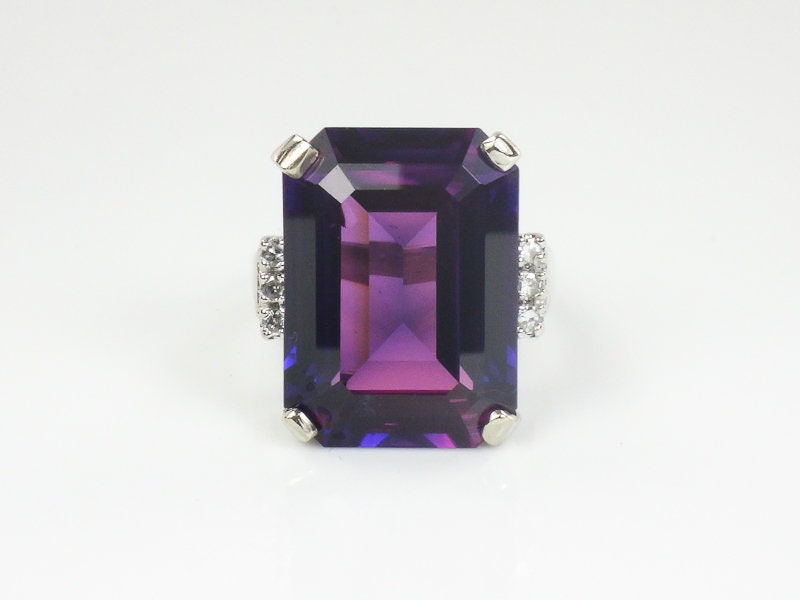 Vintage 14k White Gold Large Rectangle Cut Purple Sapphire and Diamond Ring Size 8