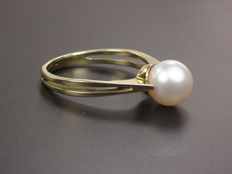 Vintage Solid 14k Yellow Gold White Cultured Pearl Ring, Modern Style June Birthstone Size 5.5