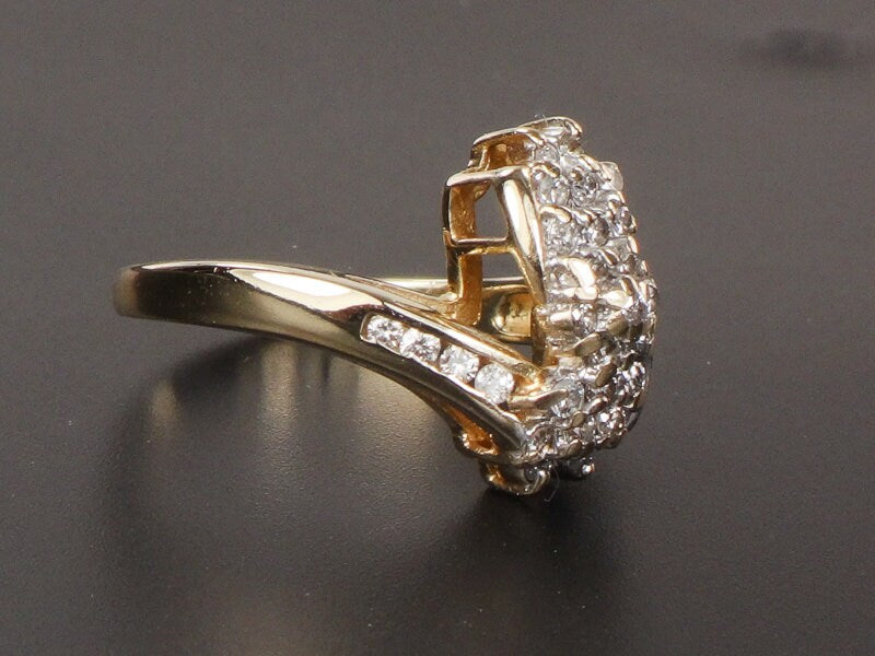 Vintage 14k Yellow Gold Natural Diamond Cluster Everyday Ring Approx .50 CTS TDW Size 6.5