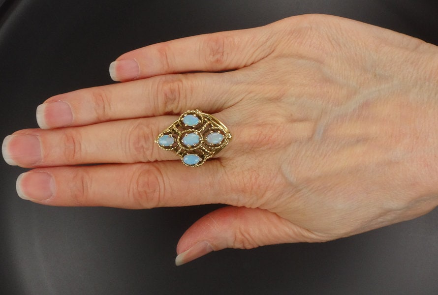 Vintage 14k Yellow Gold Natural Opal Cluster Ring, October Birthstone Size 5.5