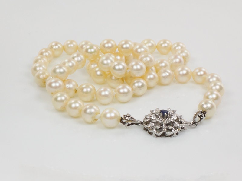 Vintage 18k White Gold Pearl Necklace: Sapphire Floral Clasp, 19" Bridal Strand