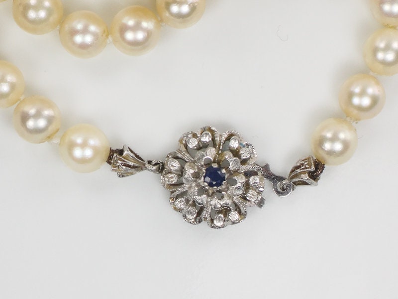 Vintage 18k White Gold Pearl Necklace: Sapphire Floral Clasp, 19" Bridal Strand