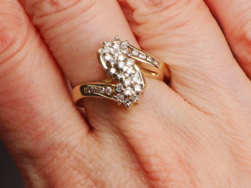 Vintage 14k Yellow Gold Natural Diamond Cluster Everyday Ring Approx .50 CTS TDW Size 6.5