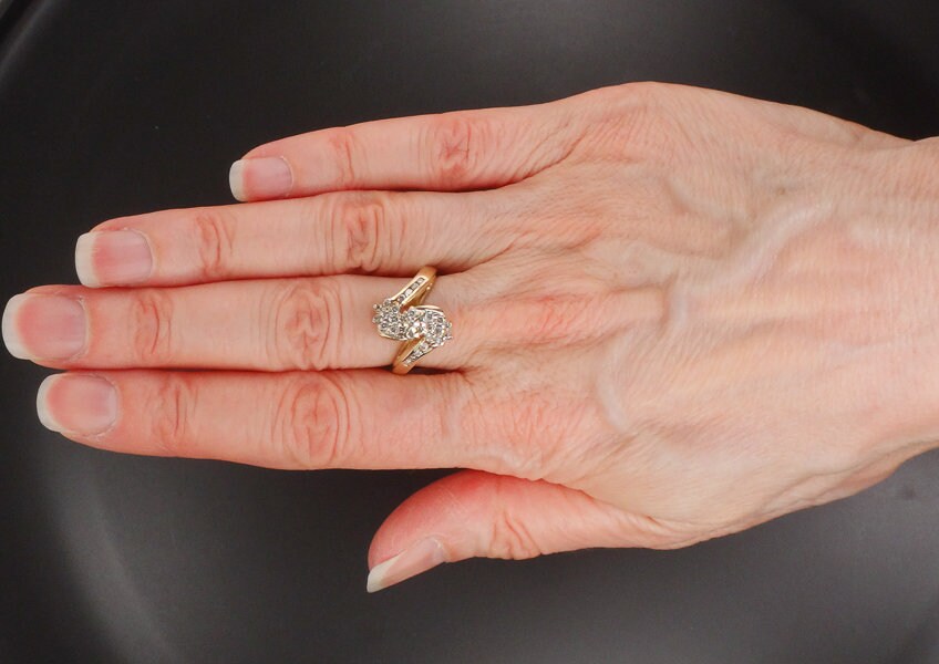 Vintage 14k Yellow Gold Natural Diamond Cluster Everyday Ring Approx .50 CTS TDW Size 6.5