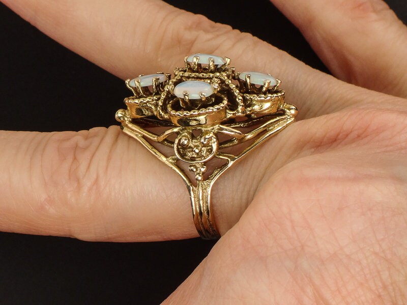 Vintage 14k Yellow Gold Natural Opal Cluster Ring, October Birthstone Size 5.5