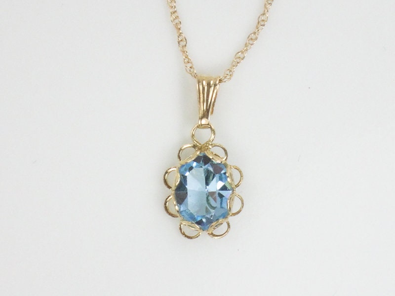 Vintage Dainty 14k Yellow Gold Light Blue Glass Pendant Necklace March Birthstone Color 18.5"