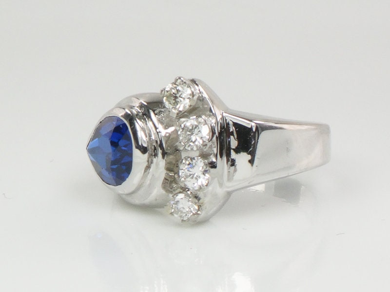 Vintage Retro 14k White Gold Pear Cut Blue Spinel and Diamond Ring, September Birthstone Ring, Pinky Ring Size 4.25