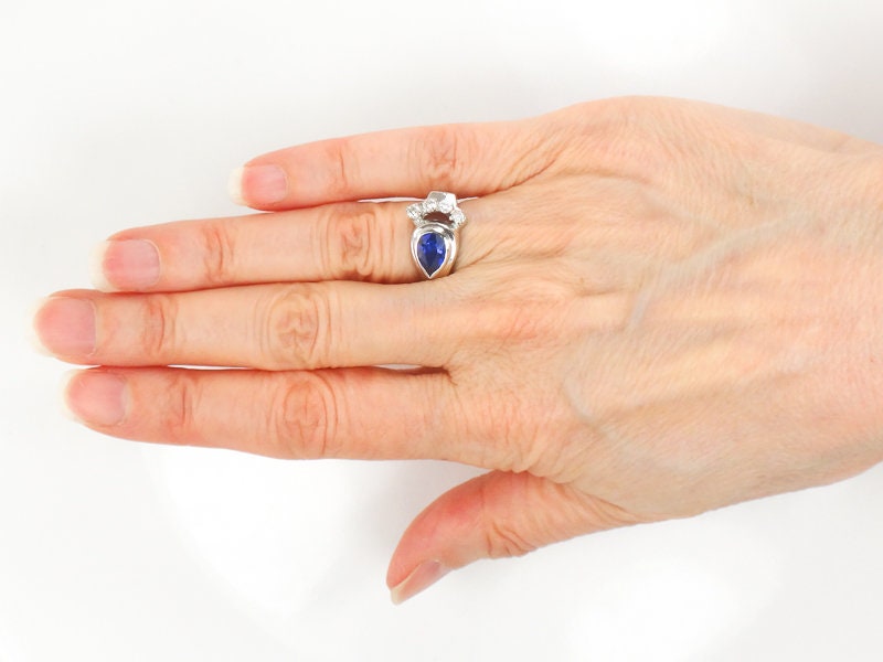 Vintage Retro 14k White Gold Pear Cut Blue Spinel and Diamond Ring, September Birthstone Ring, Pinky Ring Size 4.25