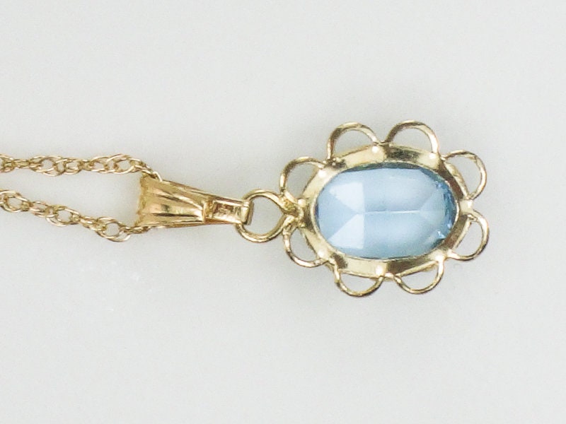 Vintage Dainty 14k Yellow Gold Light Blue Glass Pendant Necklace March Birthstone Color 18.5"