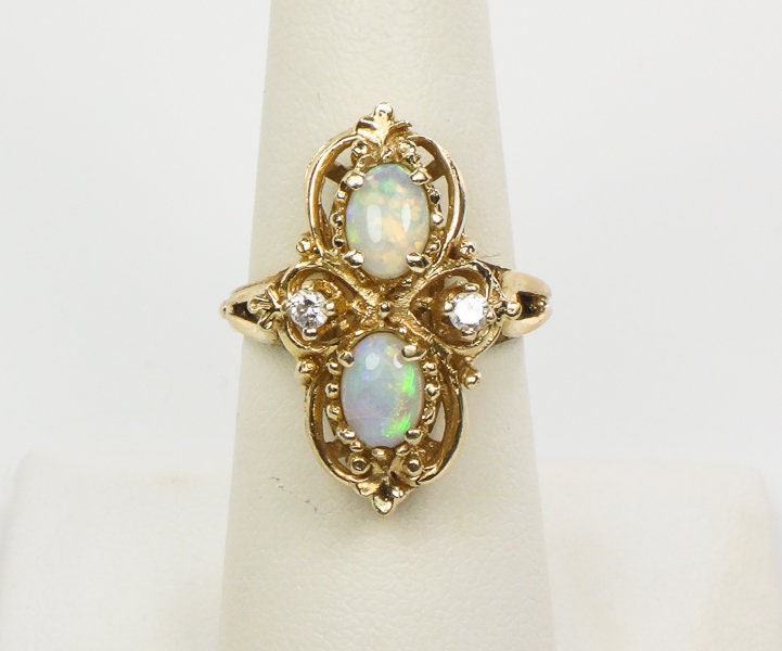 Vintage 14k Yellow Gold Two Natural Opals and Diamond Ring October Birthstone Size 7.25