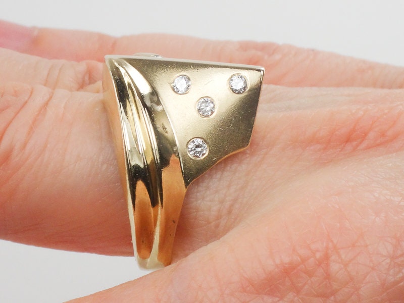 Vintage 14k Yellow Gold Diamond Ring: Modern Asymmetrical Design, Size 7.5