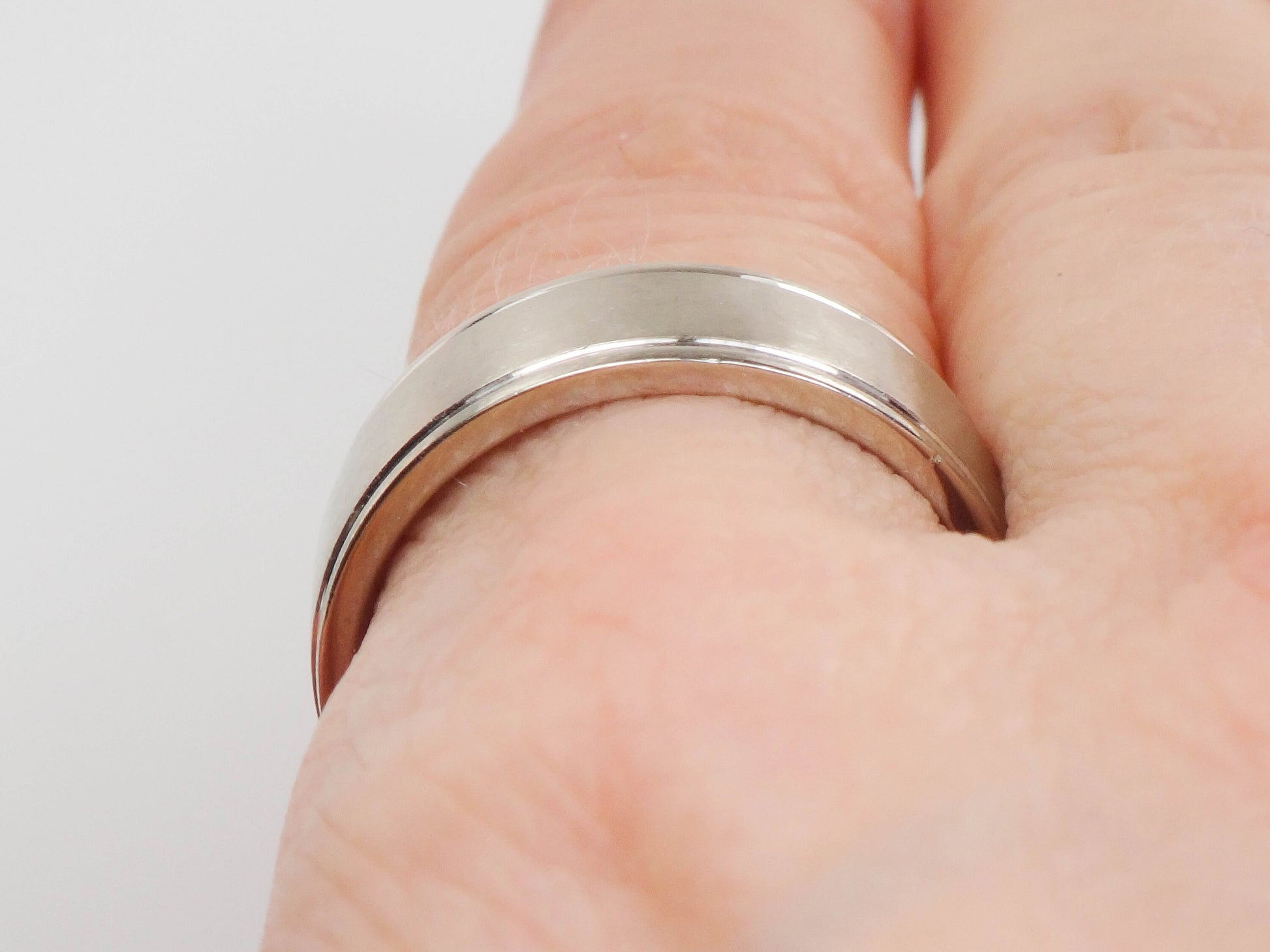 Vintage 14k White Gold Wedding Band 6.7 MM Wedding Ring Size 8