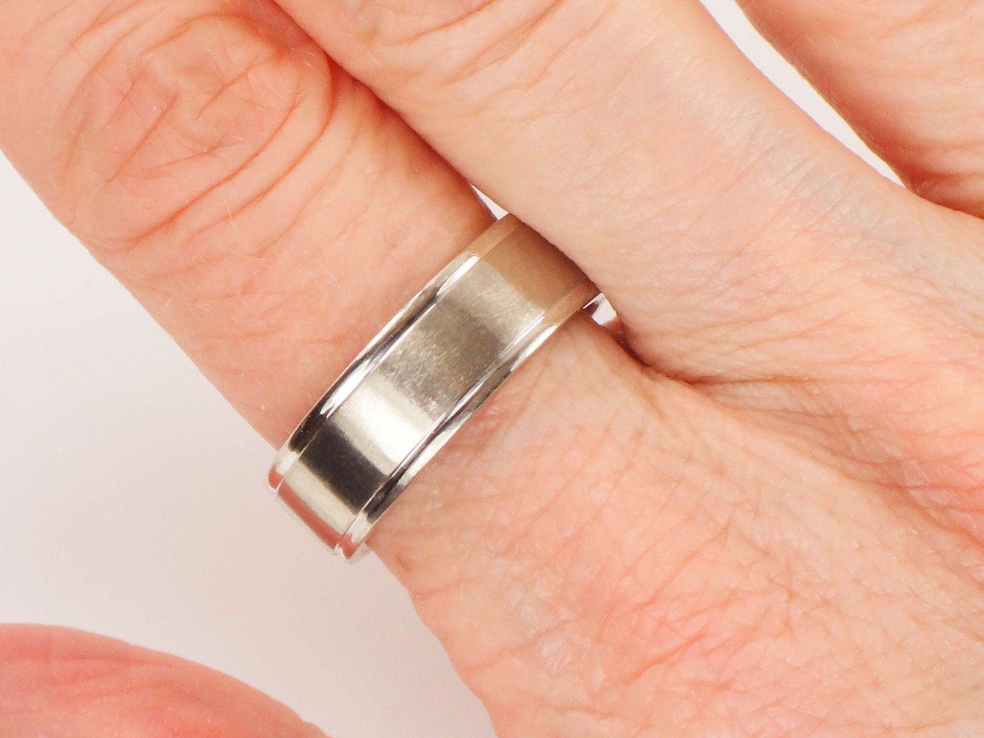 Vintage 14k White Gold Wedding Band 6.7 MM Wedding Ring Size 8