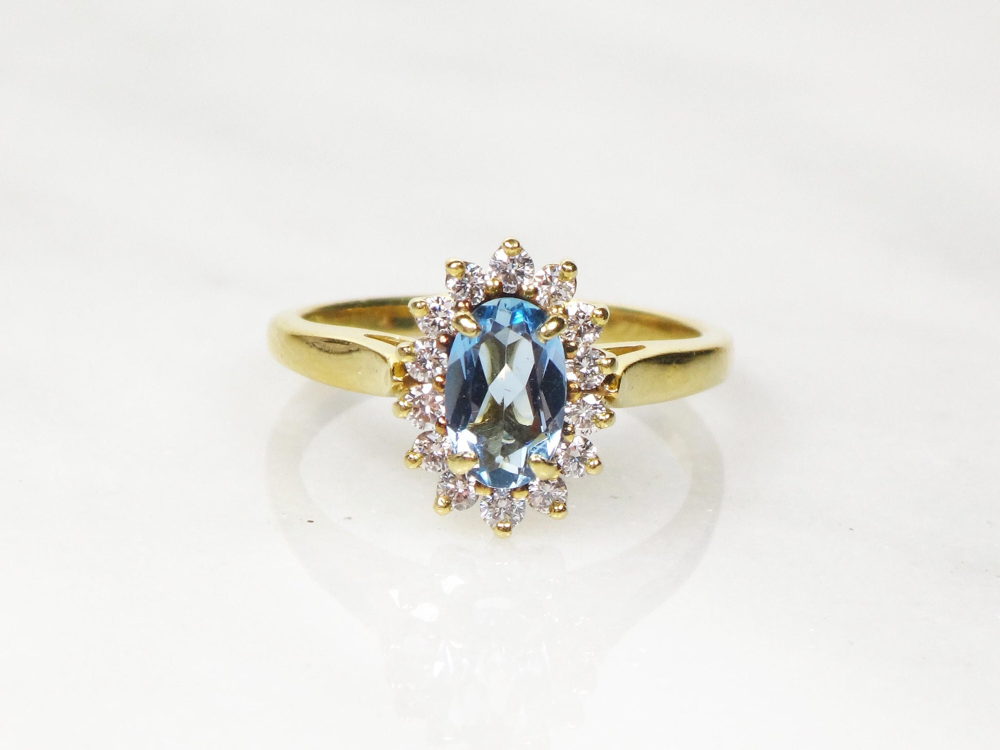 Vintage 18k Yellow Gold Aquamarine Diamond Halo Ring - Size 6
