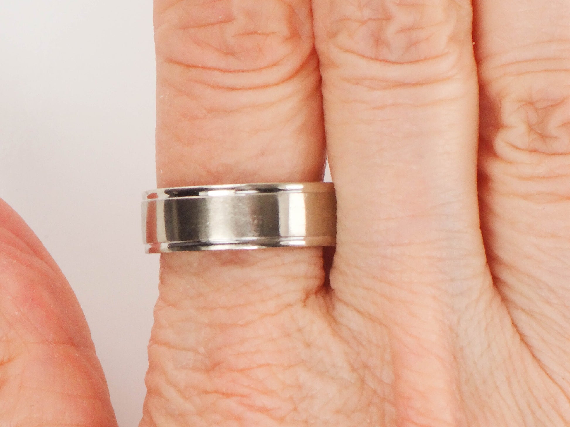 Vintage 14k White Gold Wedding Band 6.7 MM Wedding Ring Size 8