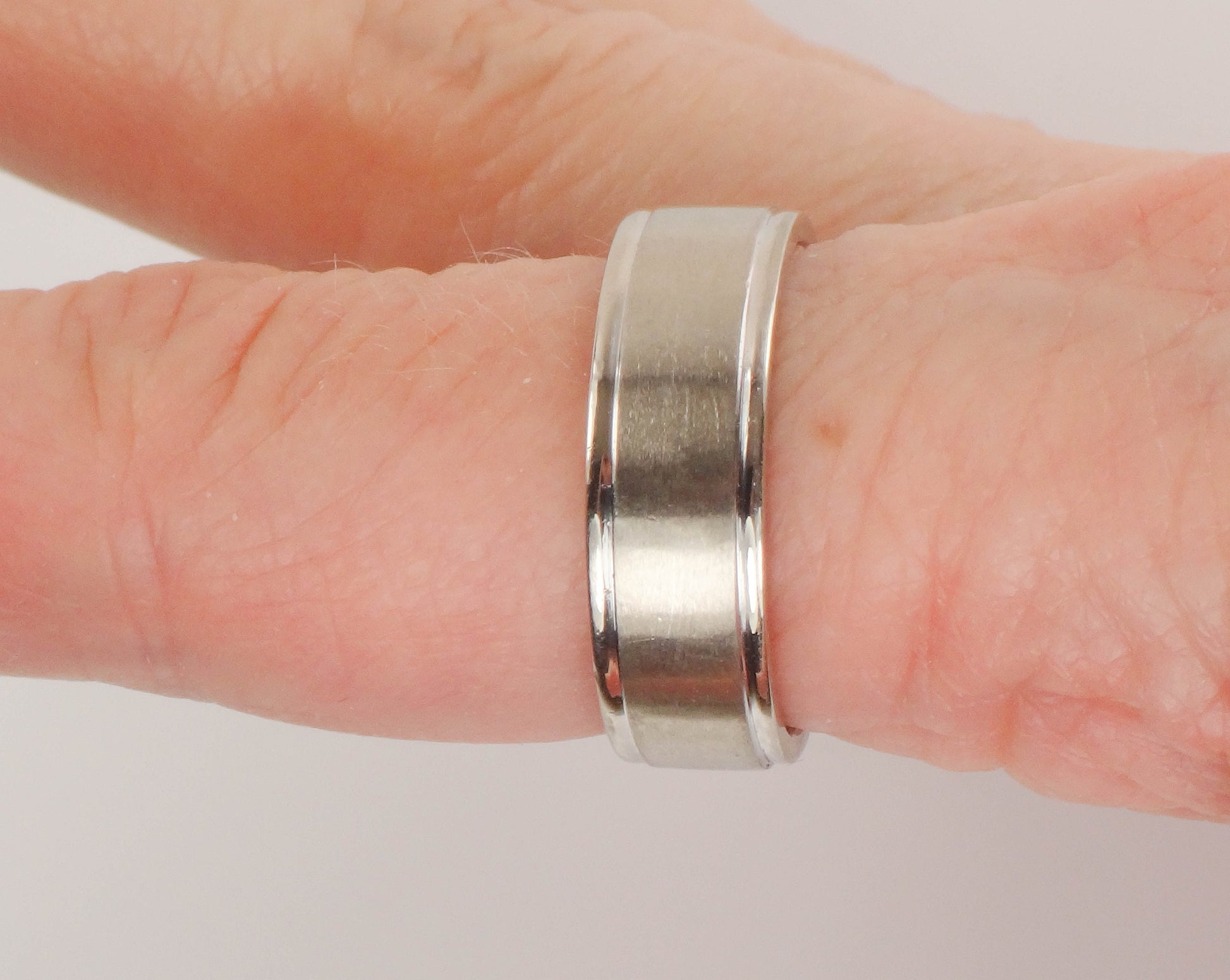 Vintage 14k White Gold Wedding Band 6.7 MM Wedding Ring Size 8