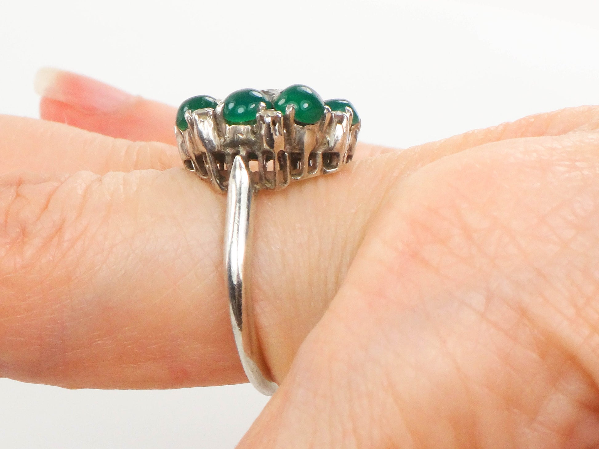 Vintage Sterling Silver Green Glass Ring: White Sapphire Center, Size 6.75