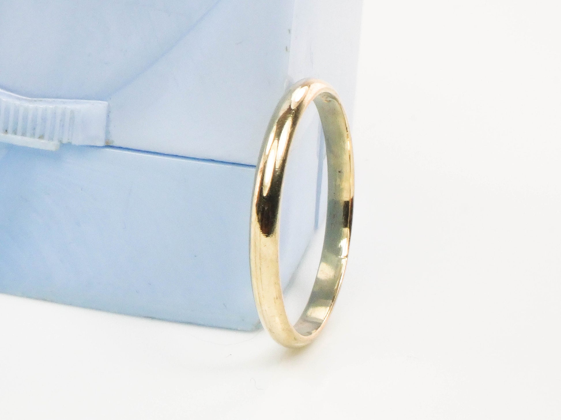 Vintage Thin 14k Yellow Solid Gold Wedding Band 2.4 MM Stacking Ring - Size 10.75