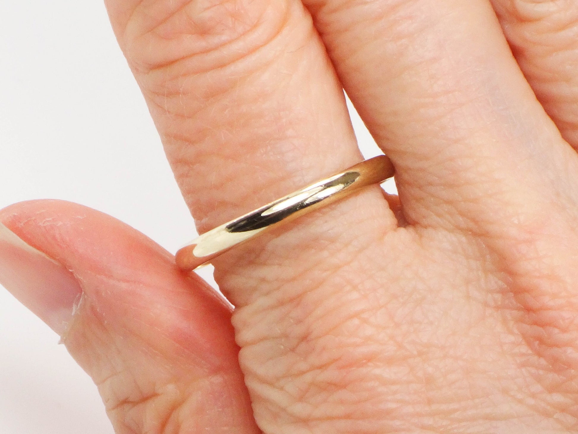 Vintage Thin 14k Yellow Solid Gold Wedding Band 2.4 MM Stacking Ring - Size 10.75